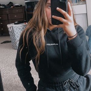 Alphalete Cropped Hoodie